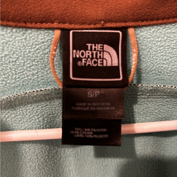North Face Apex Jacket - Picture 3 of 7